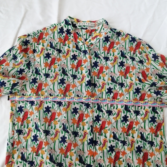 Alice + Olivia Bird and Floral Print Colourful Silk Button Blouse Small - Picture 13 of 16